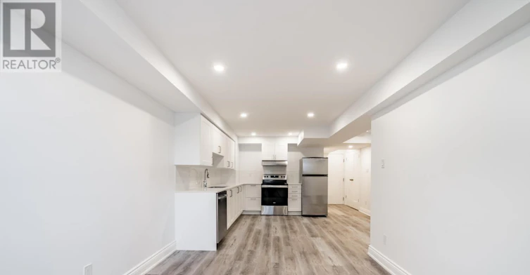LOWER-319 Rita's Avenue, Newmarket, ON, L3X 2N2 - 9