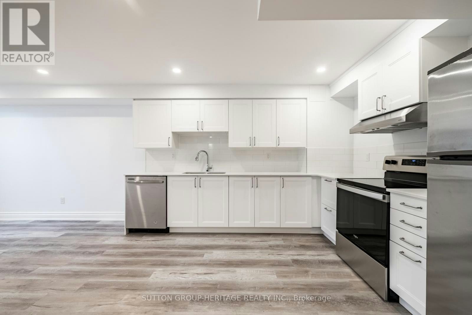 LOWER-319 Rita's Avenue, Newmarket, ON, L3X 2N2 - 7