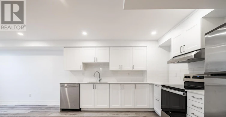 LOWER-319 Rita's Avenue, Newmarket, ON, L3X 2N2 - 7