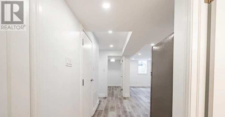 LOWER-319 Rita's Avenue, Newmarket, ON, L3X 2N2 - 5