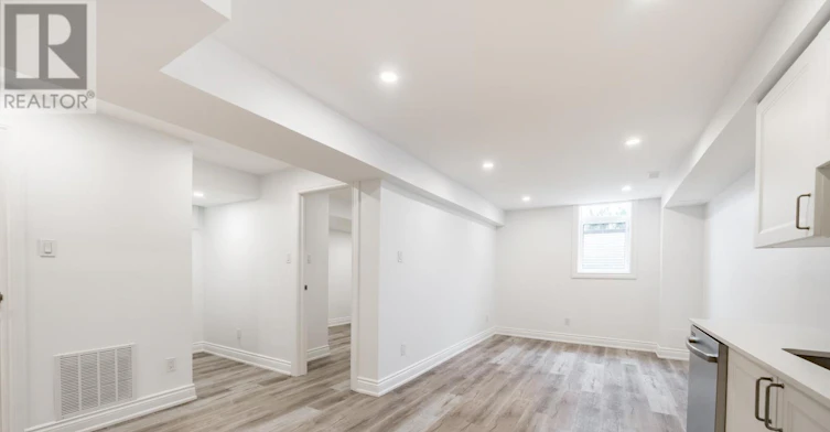 LOWER-319 Rita's Avenue, Newmarket, ON, L3X 2N2 - 10