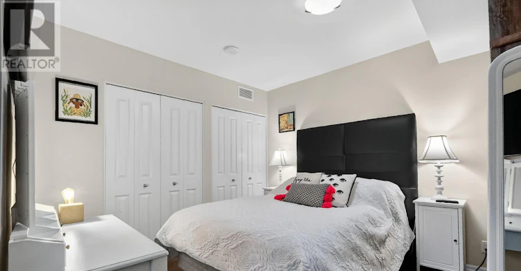 206-242 Rideau Street, Ottawa, ON, K1N 0B7 - 18