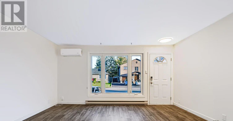 A-1525 Rosebella Avenue, Ottawa, ON, K1T 1E7 - 5