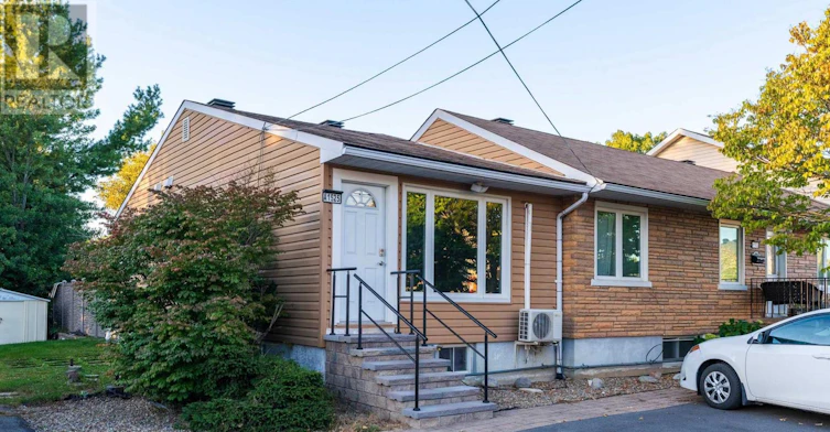 A-1525 Rosebella Avenue, Ottawa, ON, K1T 1E7