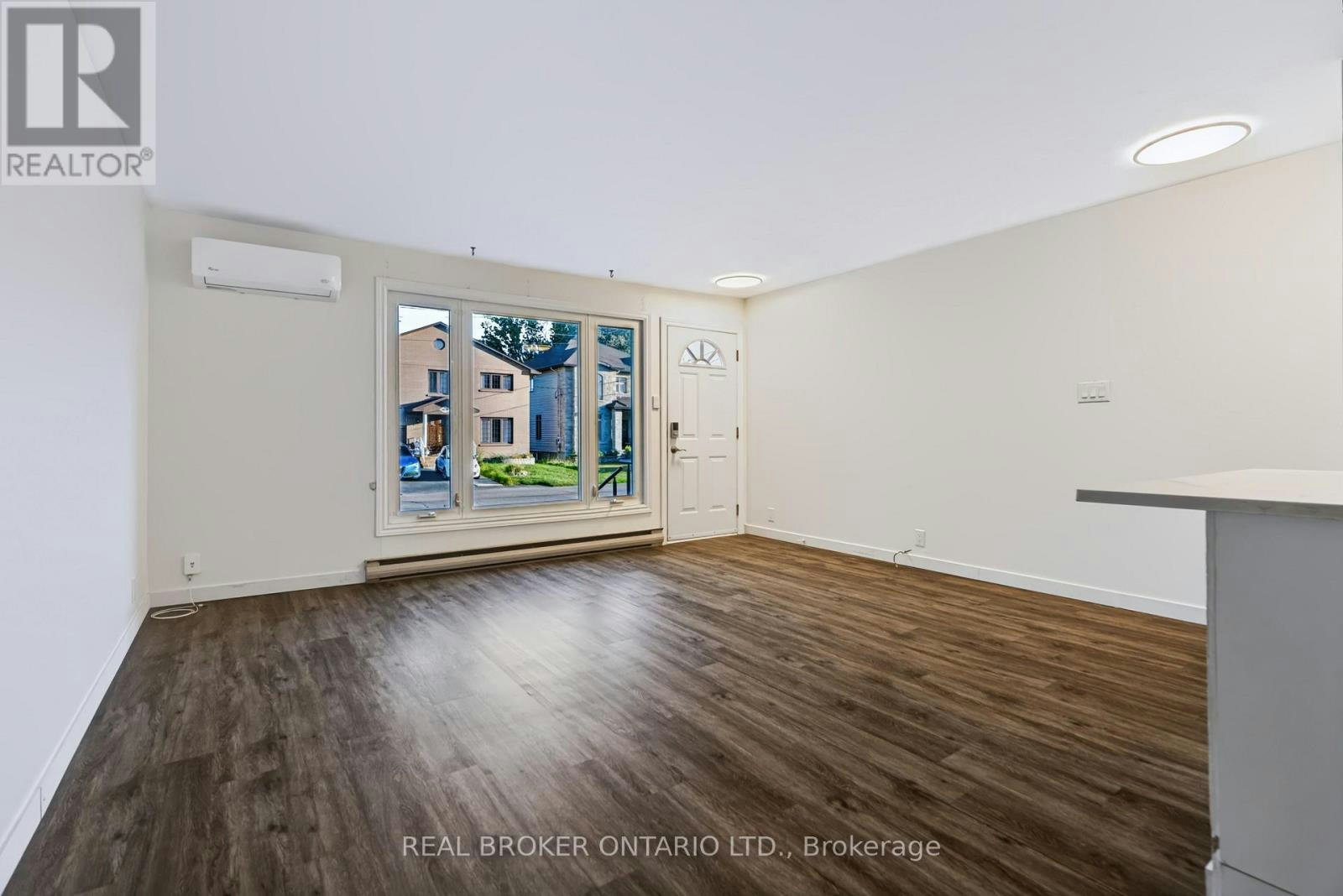 A-1525 Rosebella Avenue, Ottawa, ON, K1T 1E7 - 4