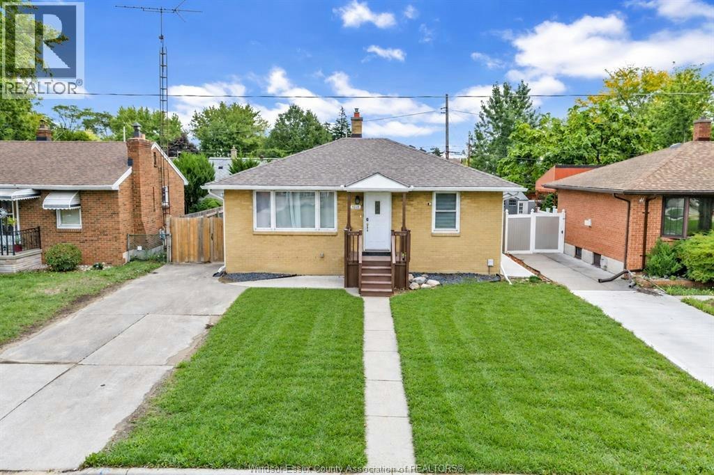 1202 Harrison, Windsor, ON, N9C 3J5