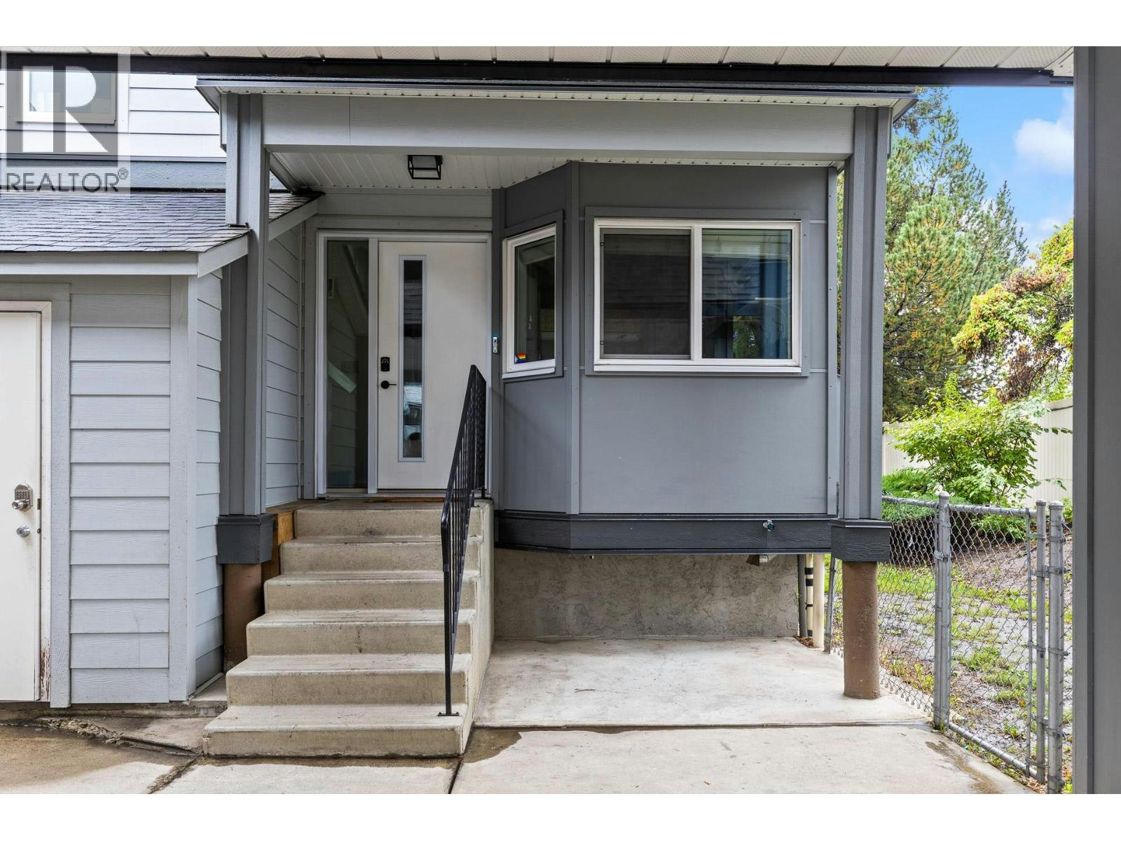 201-2125 Burtch Road, Kelowna, BC, V1Y 8N1