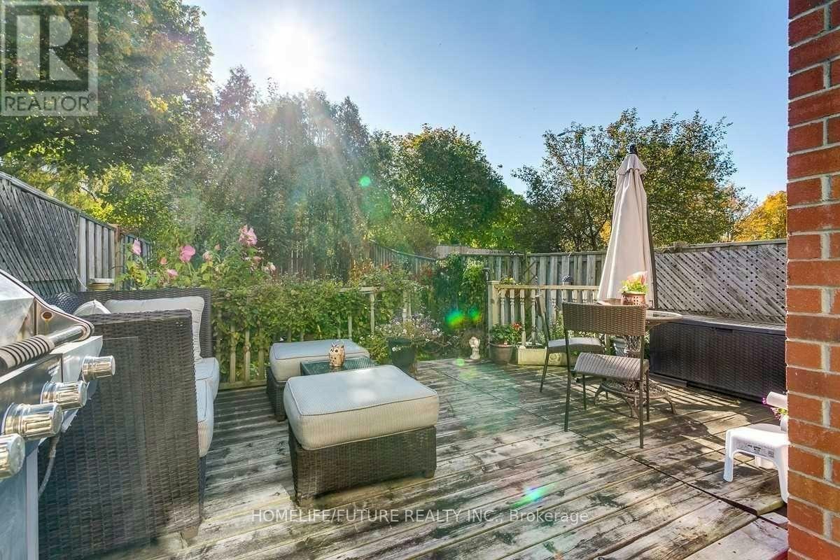 23 Lick Pond Way, Whitby, ON, L1N 9K5 - 9