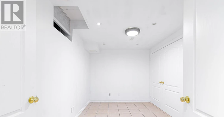ROOM E-119 Summers Drive, Thorold, ON, L2V 5C7 - 25