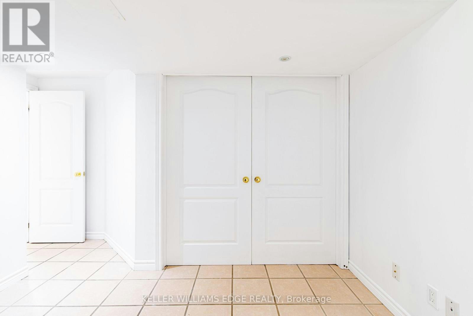 ROOM E-119 Summers Drive, Thorold, ON, L2V 5C7 - 30