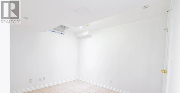 ROOM E-119 Summers Drive, Thorold, ON, L2V 5C7 - 27