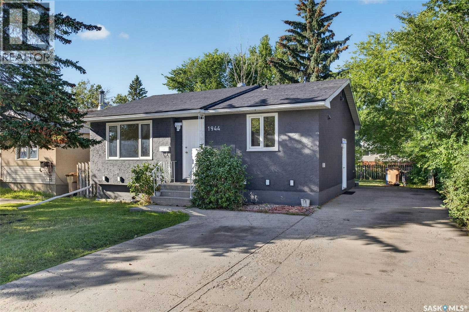 1944 Dewdney Avenue, Regina, SK, S4N 4C8