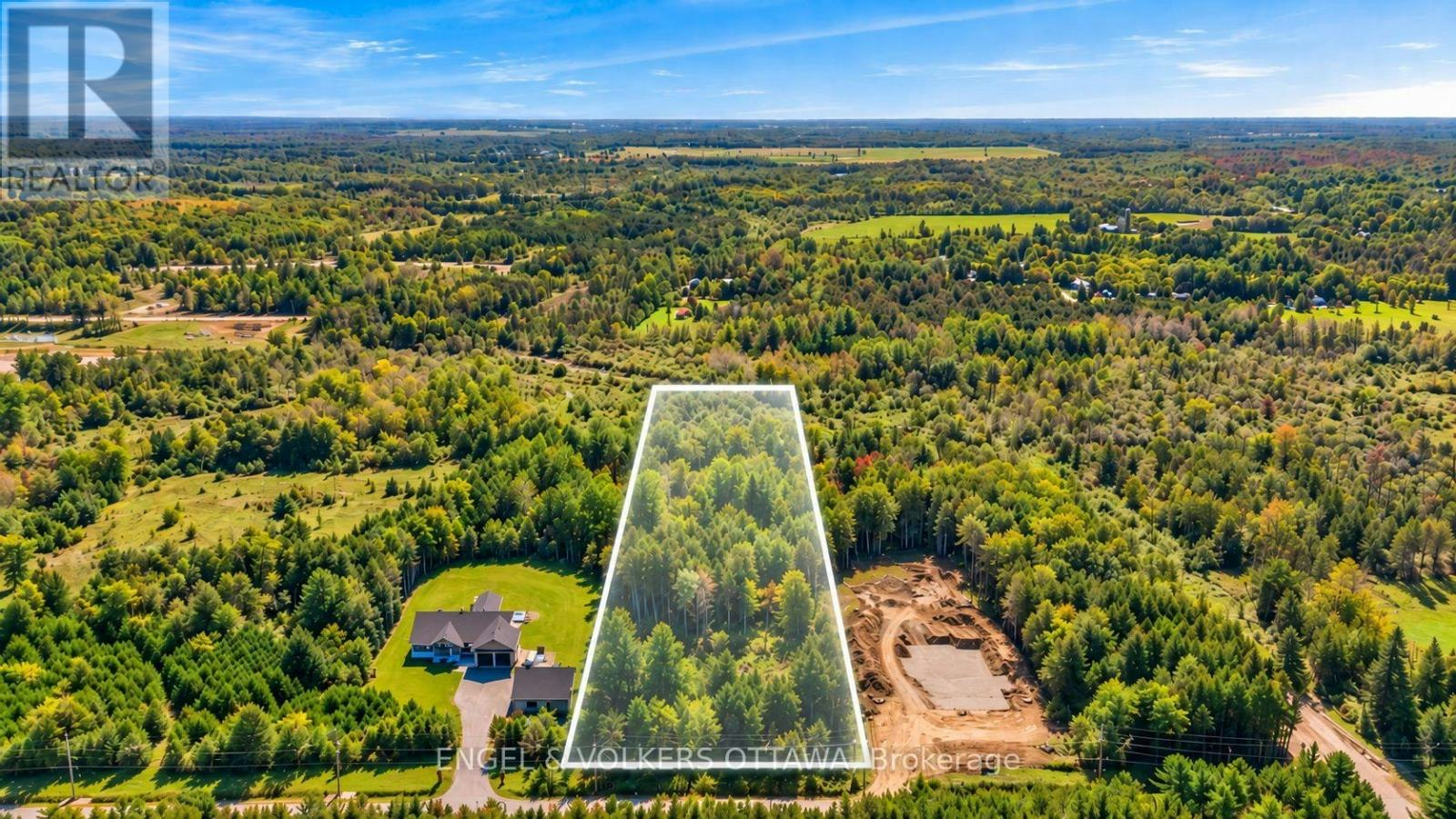 6248 Nick Adams Road, Ottawa, ON, K4P 1H2