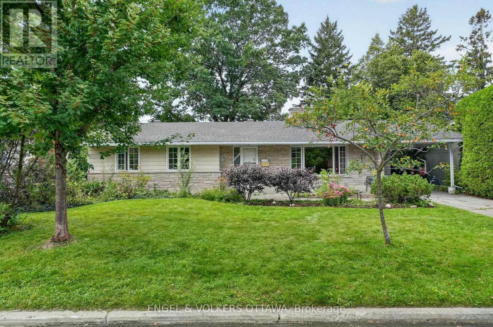2642 Marble Crescent