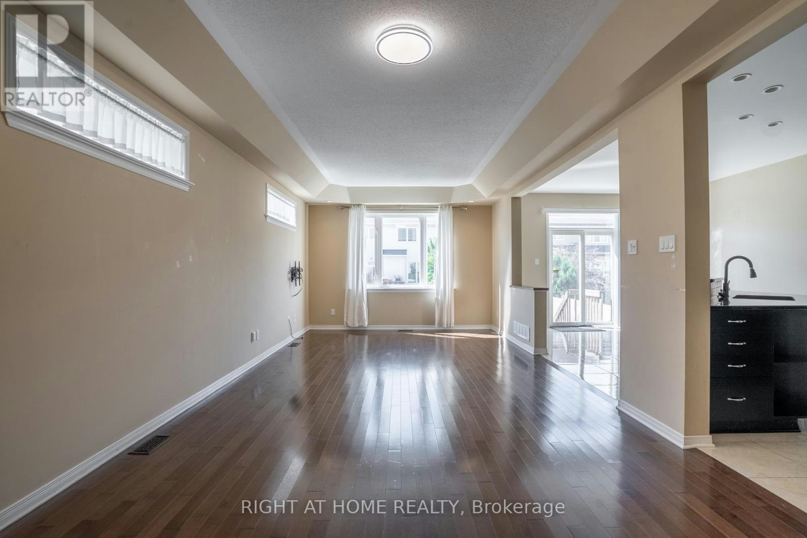 310 Kippen Place, Ottawa, ON, K2J 0N9 - 5