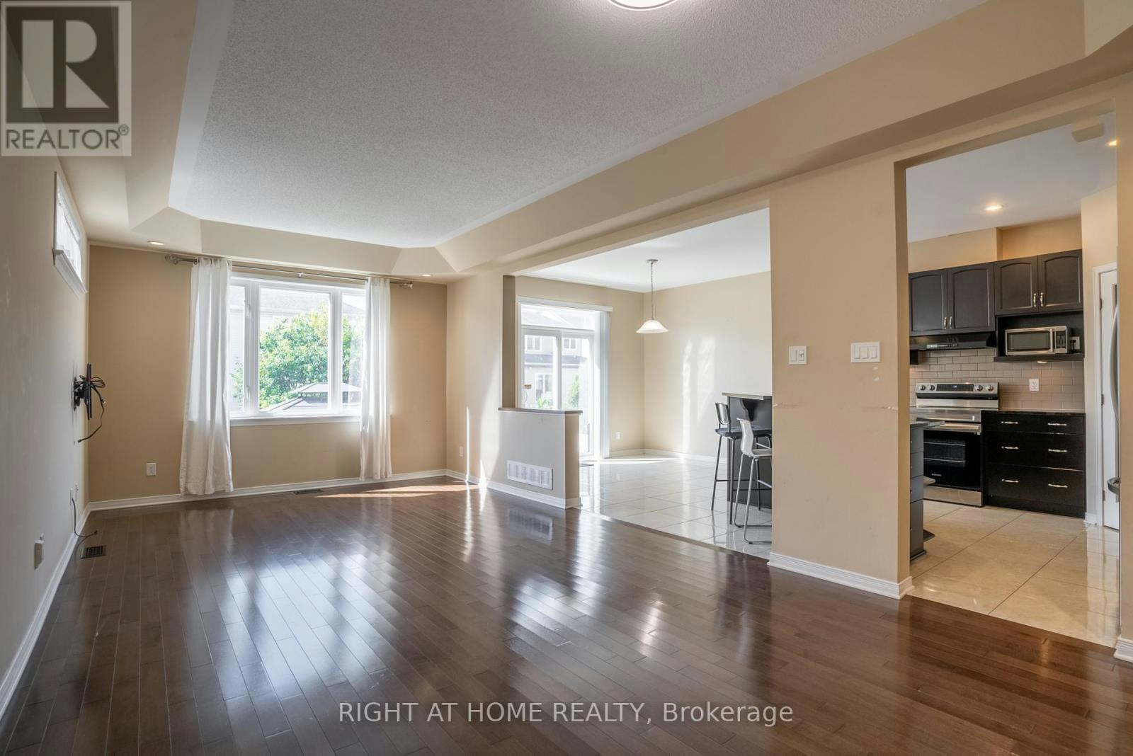 310 Kippen Place, Ottawa, ON, K2J 0N9 - 6