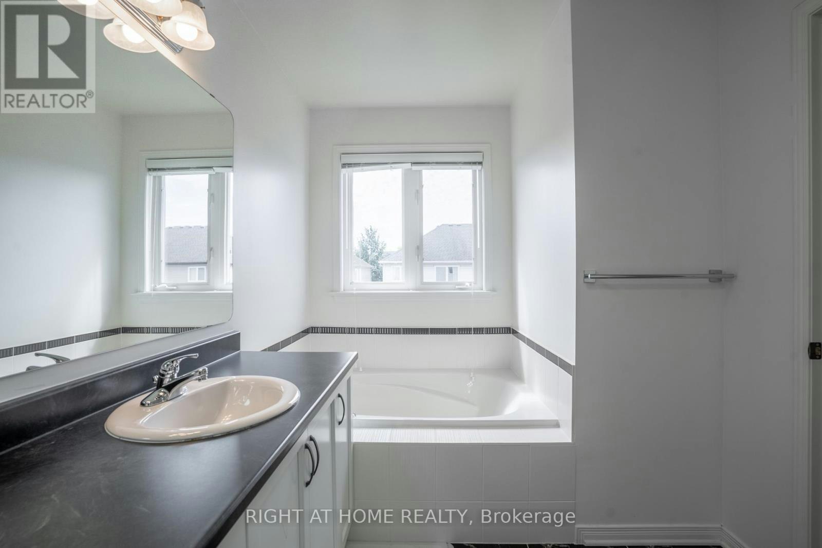 310 Kippen Place, Ottawa, ON, K2J 0N9 - 23