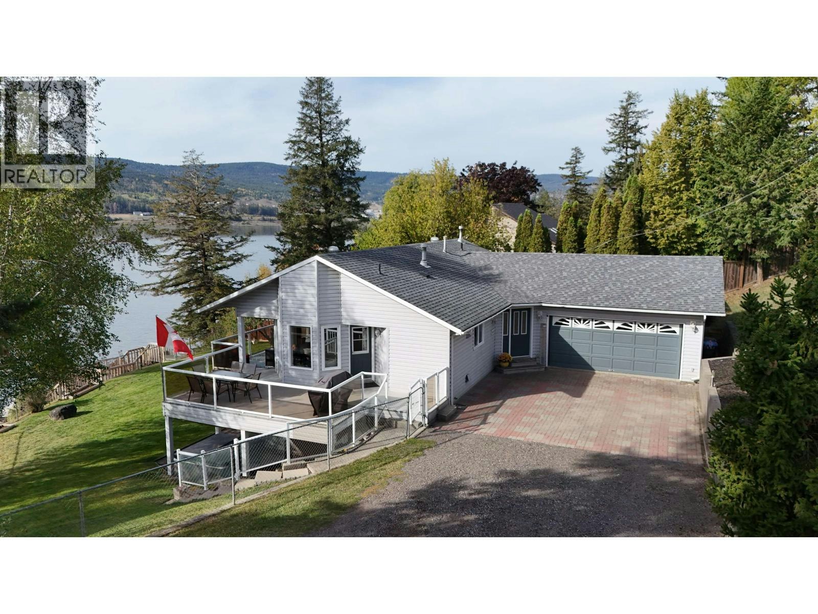 1621 Signal Point Road, Williams Lake, BC, V2G 2W6