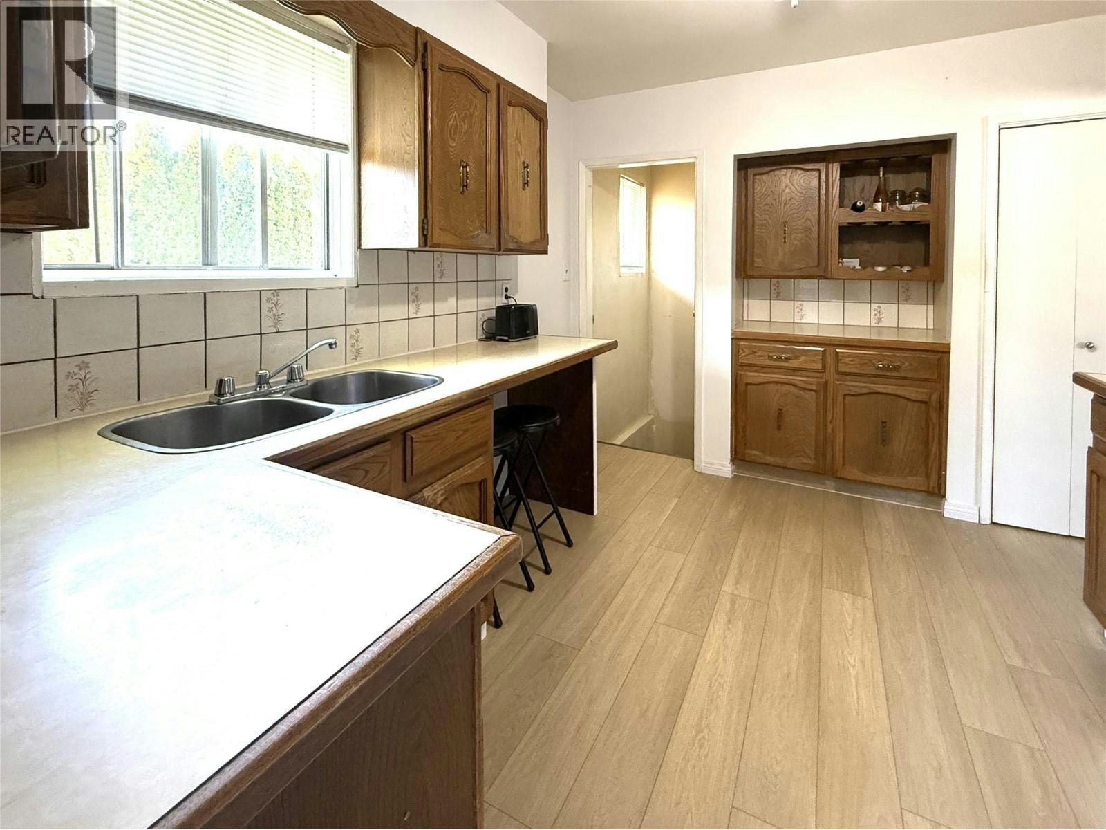 1359 Hamilton Street - 3