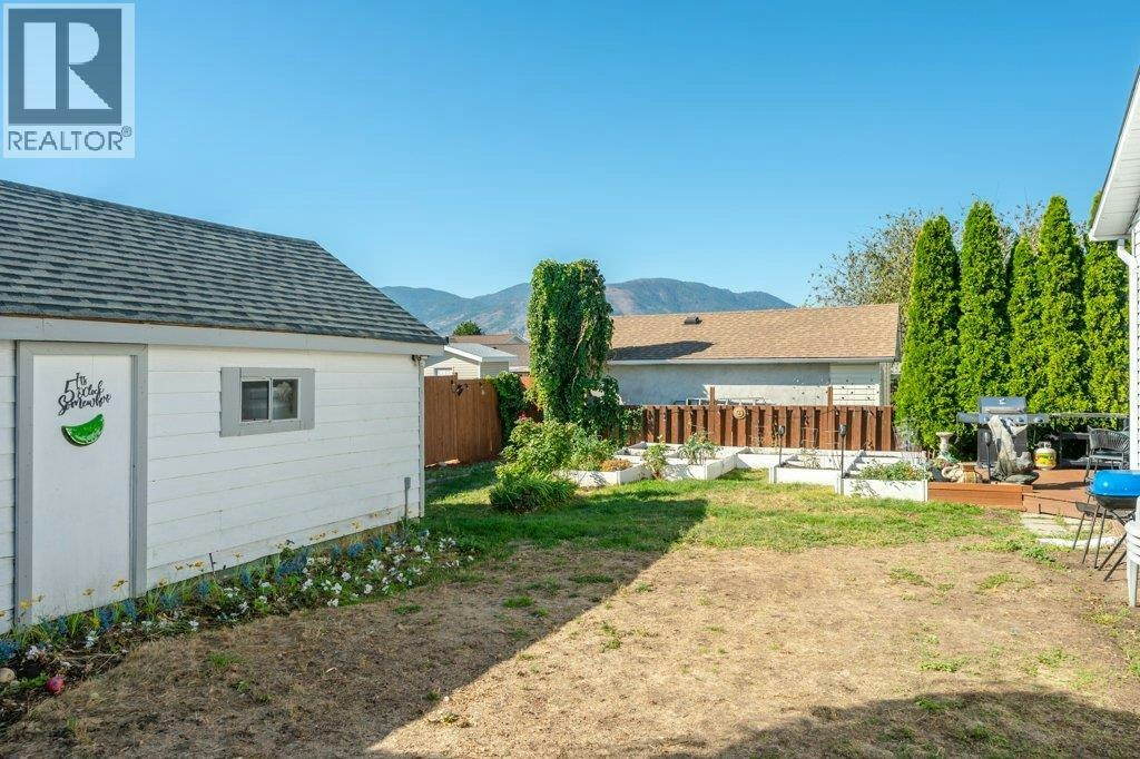584 Edna Avenue, Penticton, BC, V2A 2M2 - 51