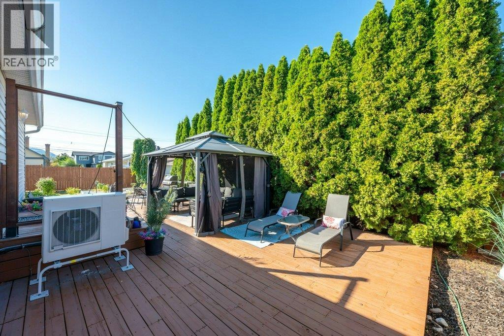 584 Edna Avenue, Penticton, BC, V2A 2M2 - 36