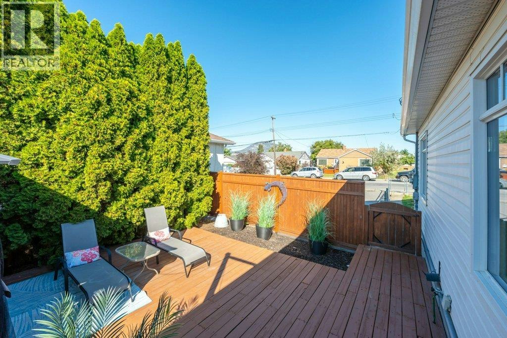 584 Edna Avenue, Penticton, BC, V2A 2M2 - 38
