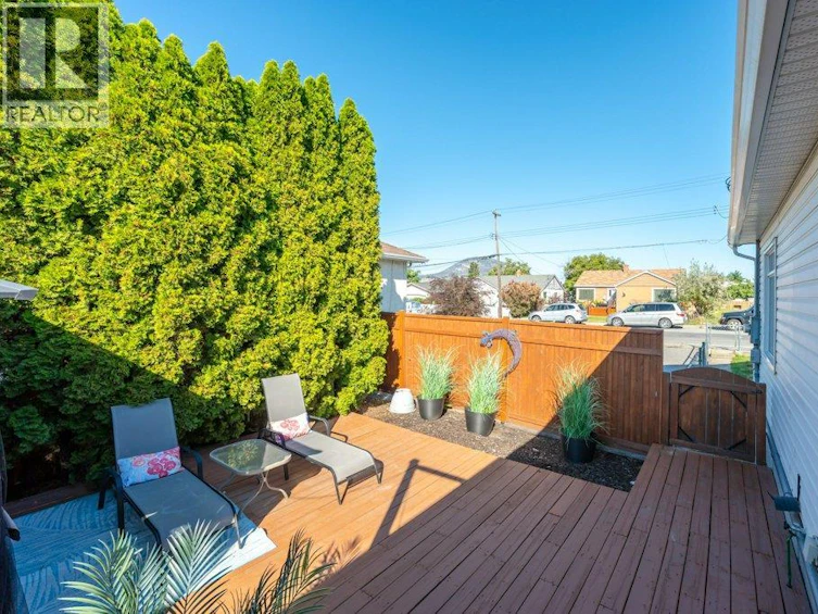 584 Edna Avenue, Penticton, BC, V2A 2M2 - 38