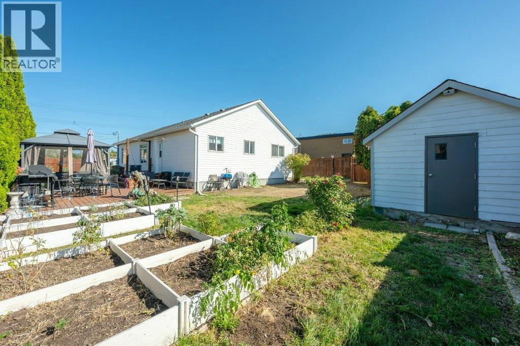 584 Edna Avenue, Penticton, BC, V2A 2M2 - 48