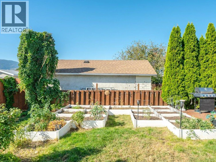 584 Edna Avenue, Penticton, BC, V2A 2M2 - 46