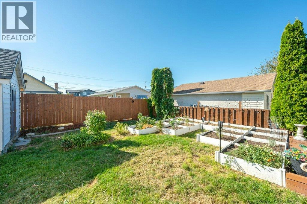 584 Edna Avenue, Penticton, BC, V2A 2M2 - 44