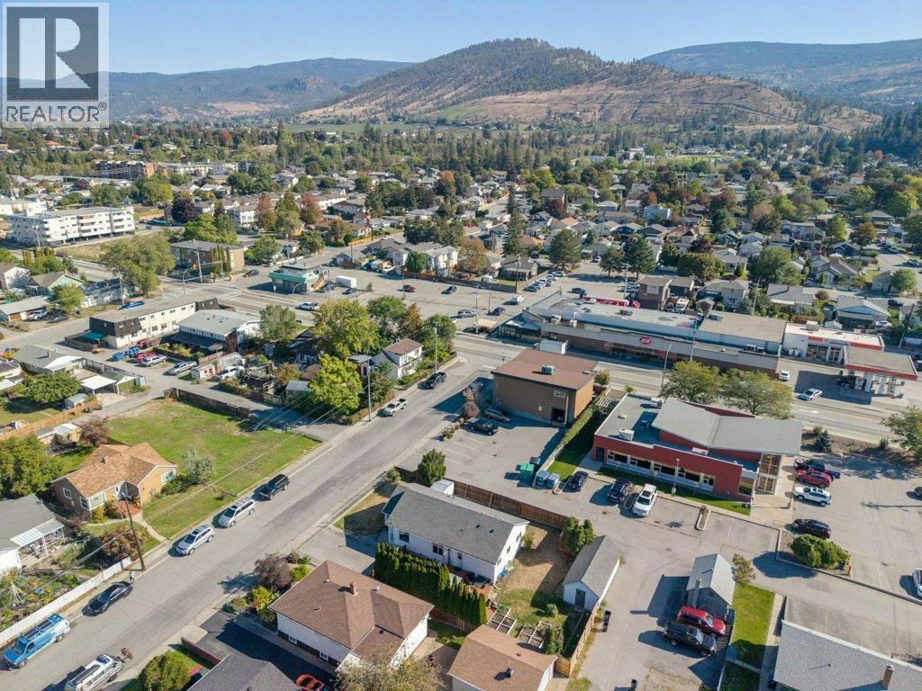 584 Edna Avenue, Penticton, BC, V2A 2M2 - 63