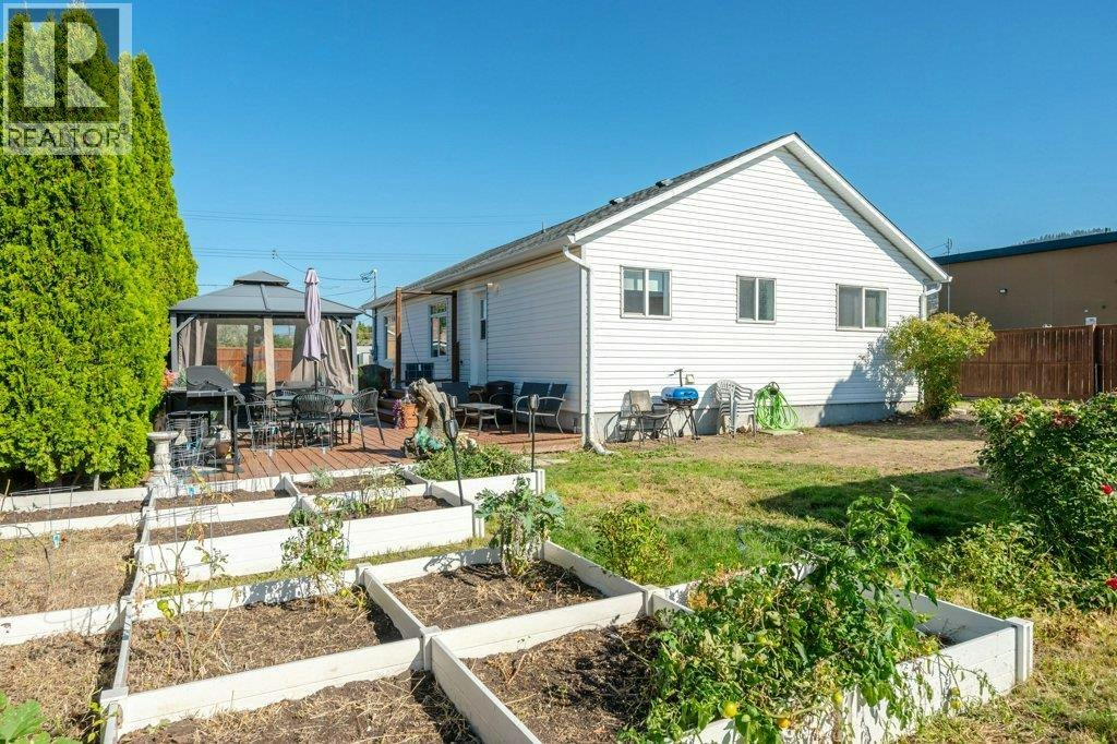 584 Edna Avenue, Penticton, BC, V2A 2M2 - 49