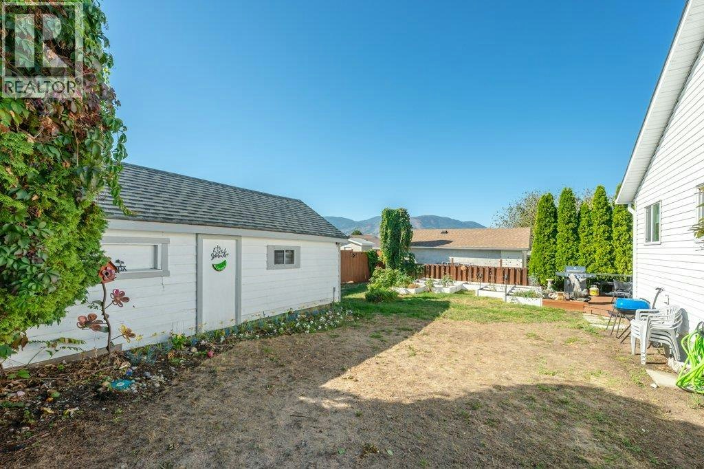 584 Edna Avenue, Penticton, BC, V2A 2M2 - 50