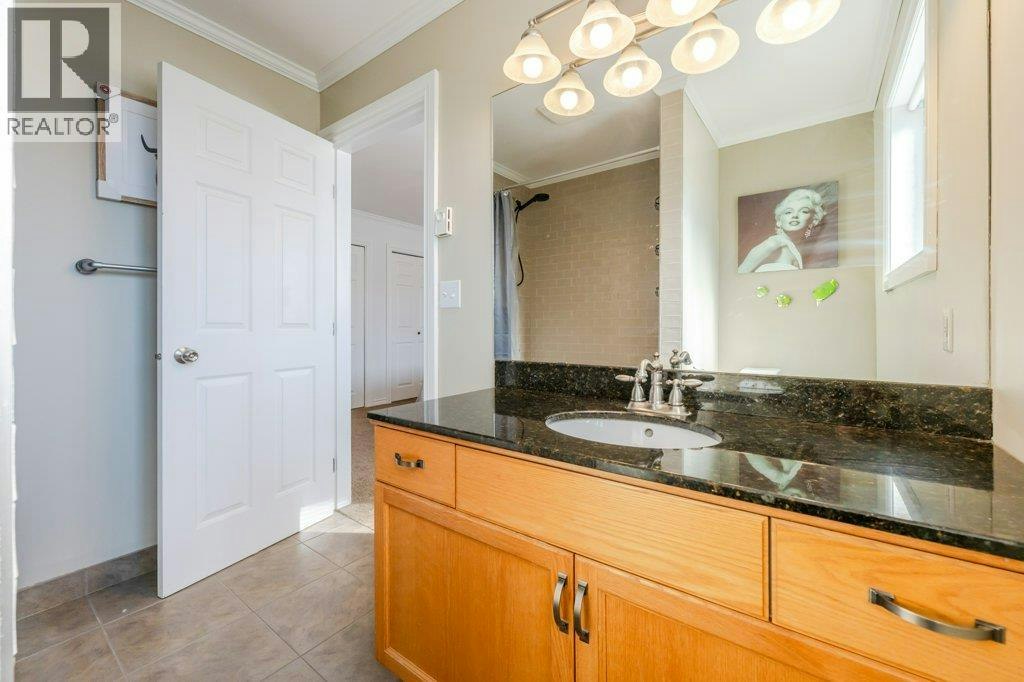 584 Edna Avenue, Penticton, BC, V2A 2M2 - 29