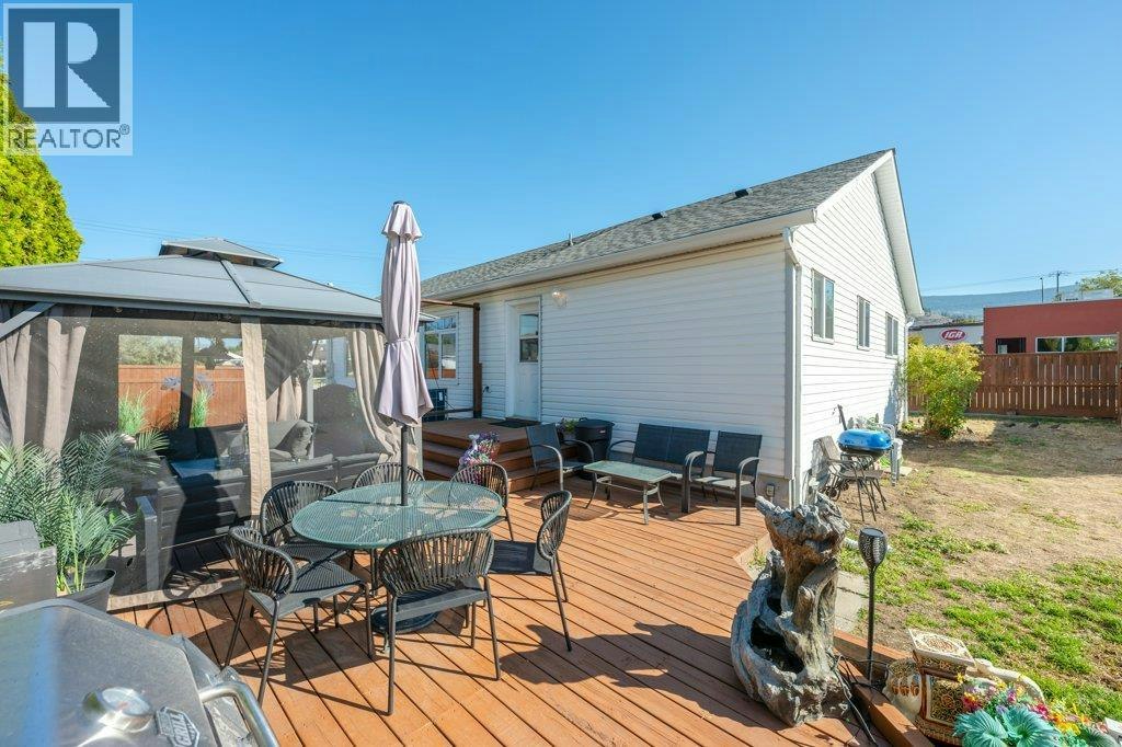 584 Edna Avenue, Penticton, BC, V2A 2M2 - 42