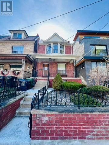 382 Roxton Road, Toronto, ON, M6G 3R2