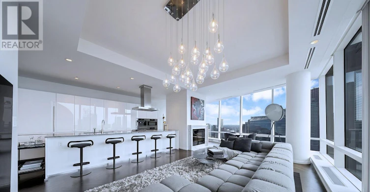 5508-180 University Avenue, Toronto, ON, M5H 0A2 - 2