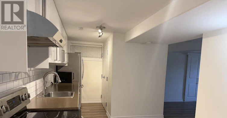 LOWER-310 Queen Street, Newmarket, ON, L3Y 2G4 - 10