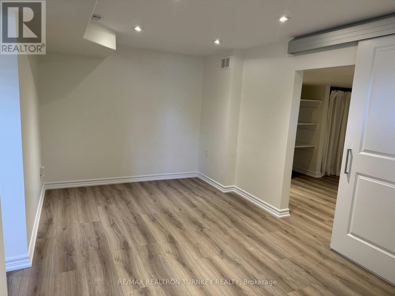 LOWER-310 Queen Street, Newmarket, ON, L3Y 2G4 - 25
