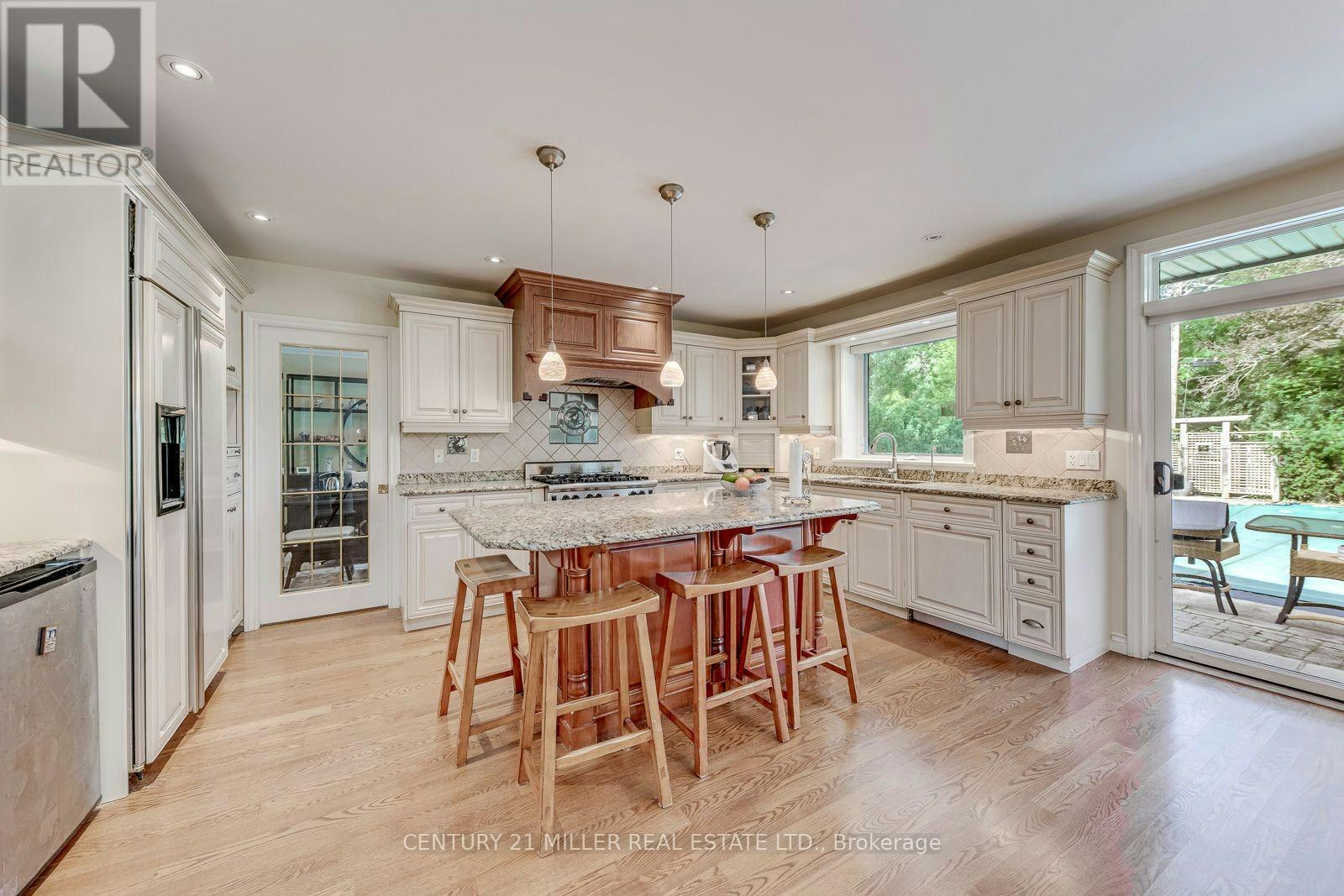 1319 Hillhurst Road, Oakville, ON, L6J 1X6 - 16