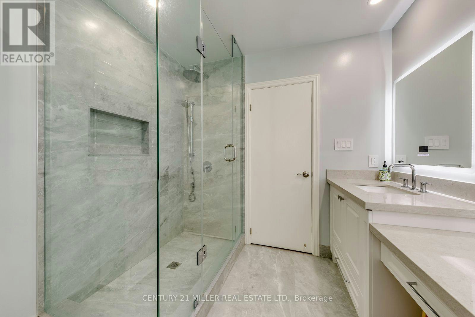 1319 Hillhurst Road, Oakville, ON, L6J 1X6 - 38