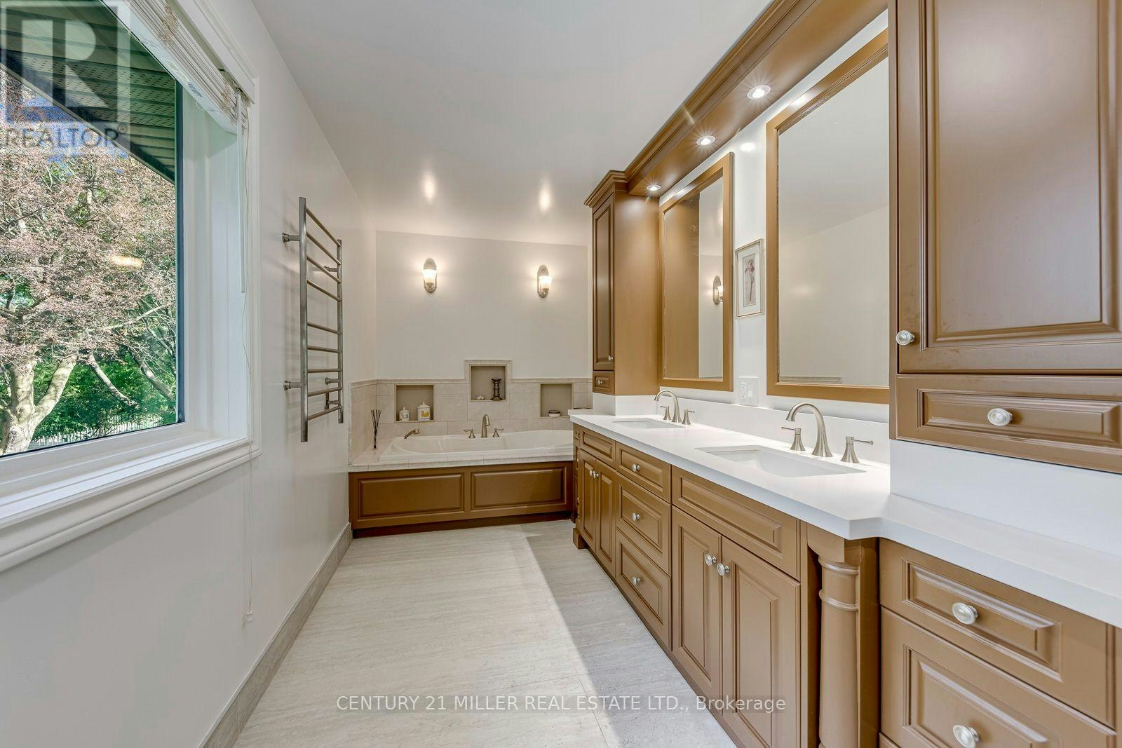 1319 Hillhurst Road, Oakville, ON, L6J 1X6 - 27