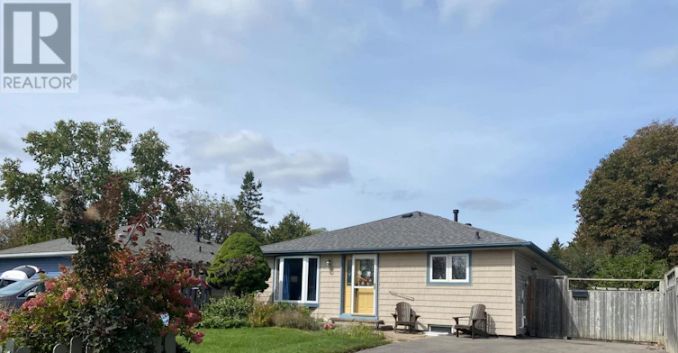 691 Wesley Drive, Oshawa, ON, L1H 7X6