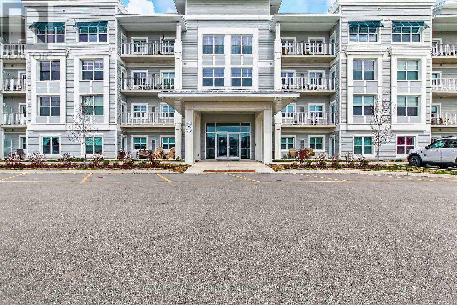 311-100 The Promenade, Port Stanley, ON, N5L 0B7