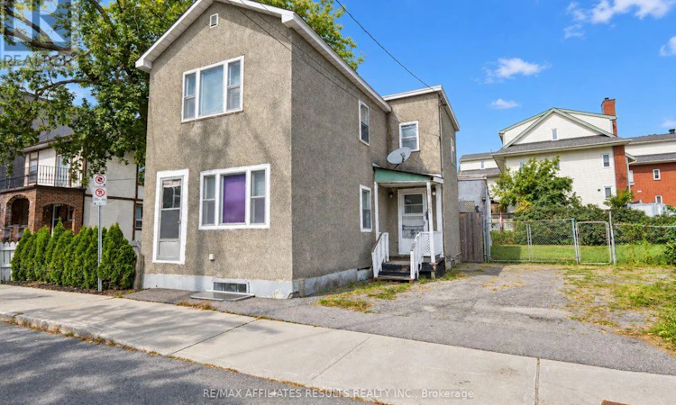 321 Savard Avenue