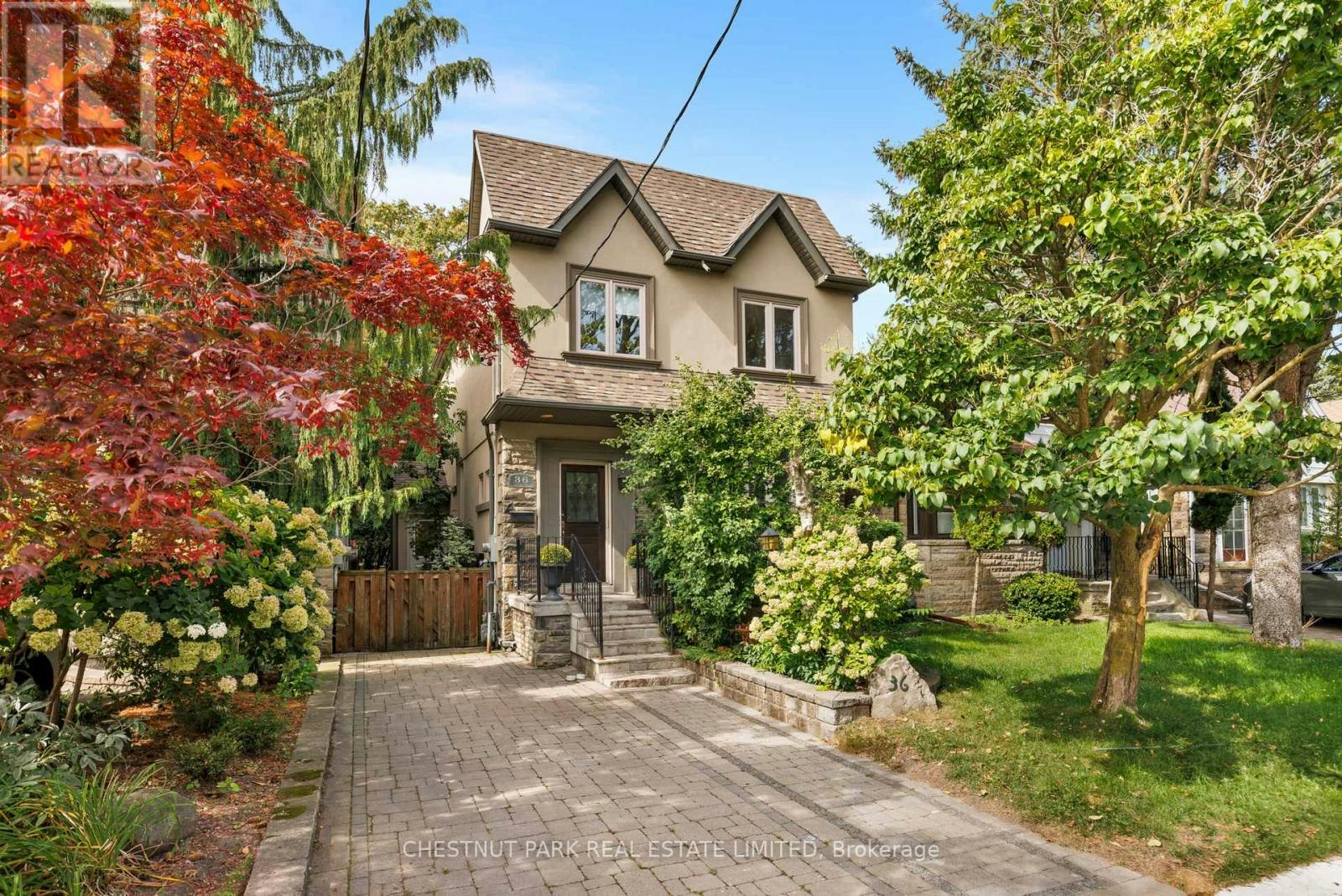 36 Camberwell Road, Toronto, ON, M6C 3E8