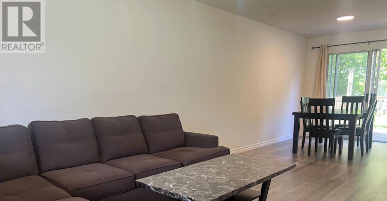 531 Camelot Drive, Oshawa, ON, L1K 1K3 - 9
