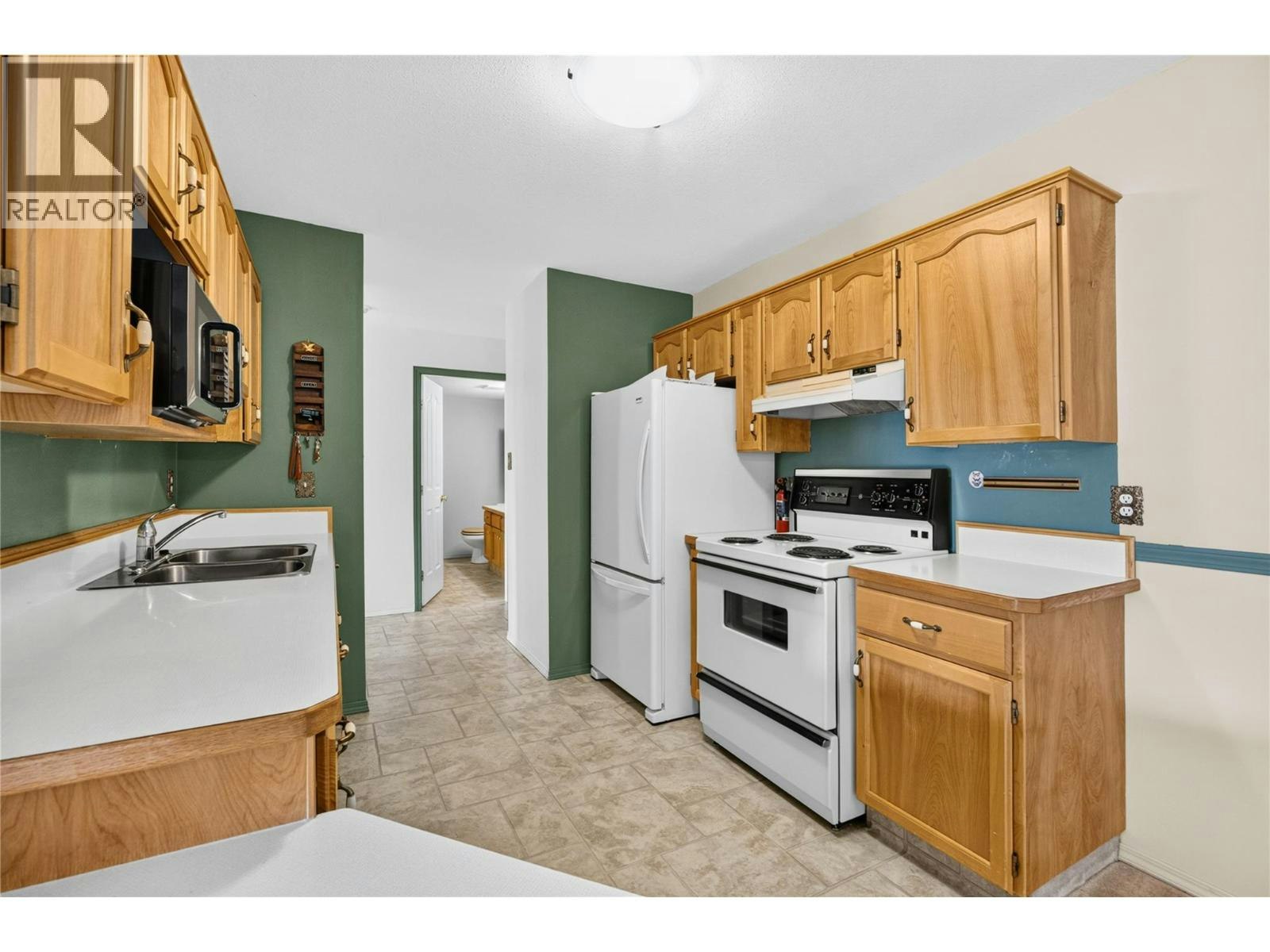 204-133 Winnipeg Street - 2