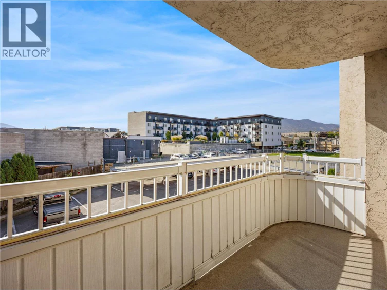 204-133 Winnipeg Street, Penticton, BC, V2A 6L2 - 18