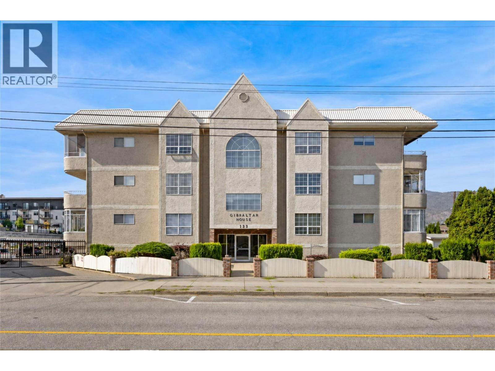 204-133 Winnipeg Street, Penticton, BC, V2A 6L2